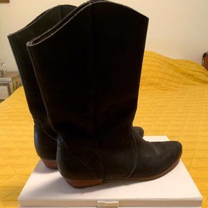 Black vintage cowboy boot